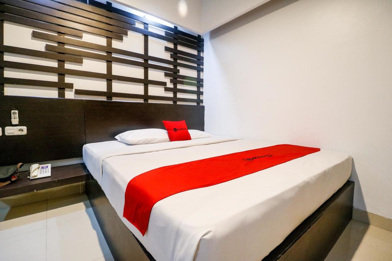 Reddoorz Plus Near Pasar Wisata Pekanbaru Eksteriør billede